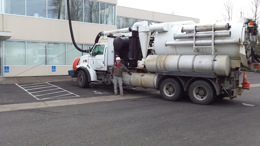 Bergen Construction Manhole Services in Dallas, Oregon