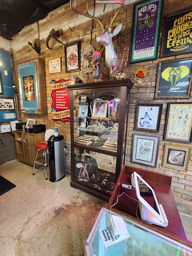 Tattoo Shop «Atomic Tattoo & Body Piercing», reviews and photos, 8401 Burnet Rd, Austin, TX 78757, USA