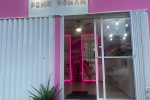 Pink Woman Salón image
