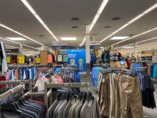 Sporting Goods Store «Academy Sports + Outdoors», reviews and photos, 5802 19th St, Lubbock, TX 79407, USA