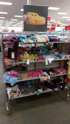 Department Store «Target», reviews and photos, 30020 Grand River Ave, Farmington Hills, MI 48336, USA