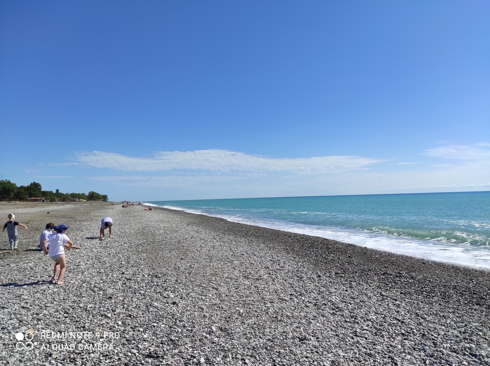 Foto von Alahadsi beach mit etwas sauber Sauberkeitsgrad