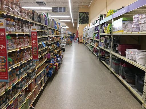 Pet Supply Store «PetSmart», reviews and photos, 213 Daniel Webster Hwy, Nashua, NH 03060, USA