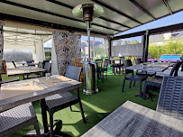 Atmosphère du Restaurant “Au P'tit Nice” à Plounéour-Brignogan-plages - n°2