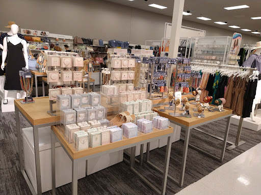 Department Store «Target», reviews and photos, 3205 Woodward Crossing Blvd b, Buford, GA 30519, USA