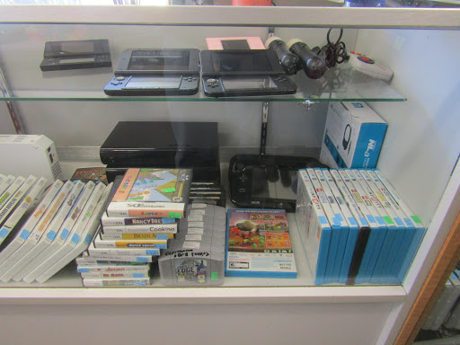 Loan Agency «Creighton Loans and Music», reviews and photos, 16404 WA-99, Lynnwood, WA 98037, USA