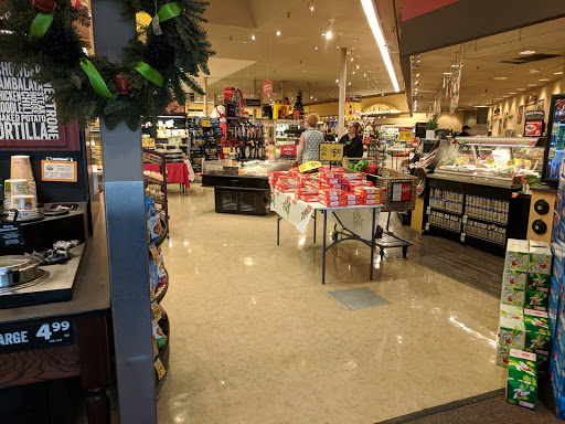 Grocery Store «Safeway», reviews and photos, 600 W Franklin St, Shelton, WA 98584, USA