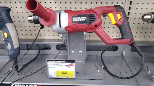 Hardware Store «Harbor Freight Tools», reviews and photos, 7520 W 159th St, Orland Park, IL 60462, USA