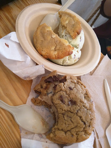 Ice Cream Shop «Moojo», reviews and photos, 2322 Guadalupe St, Austin, TX 78705, USA