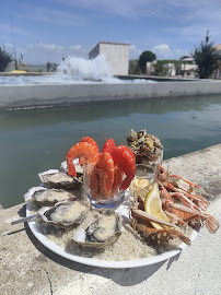 Photos du propriétaire du Bar-restaurant à huîtres La Cabane de Tony à La Flotte - n°9