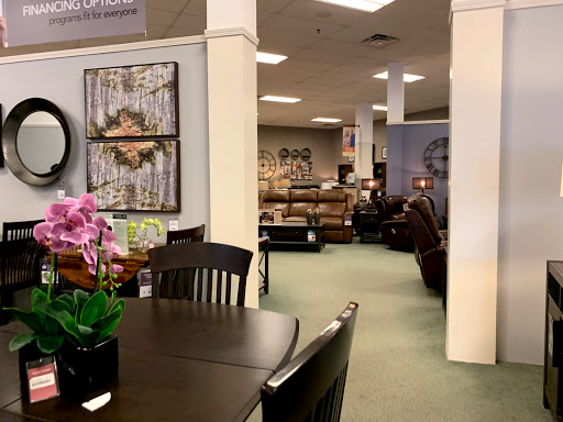 Furniture Store «Raymour & Flanigan Furniture and Mattress Store», reviews and photos, 150 Harmon Meadow Blvd, Secaucus, NJ 07094, USA