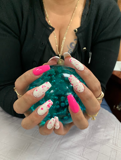 Spa «Lavern Nails & Spa DBA», reviews and photos, 2753 E Broadway Rd, Mesa, AZ 85204, USA