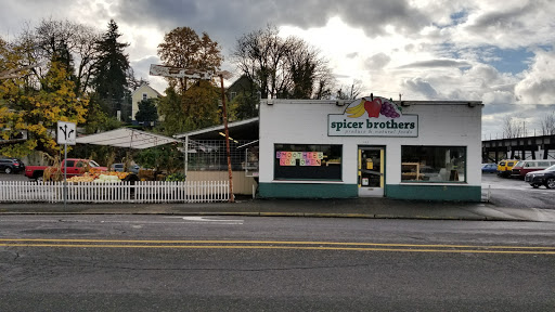 Produce Market «Spicer Brothers Produce», reviews and photos, 508 14th St, Oregon City, OR 97045, USA