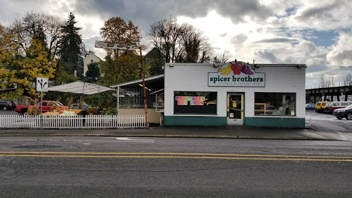 Produce Market «Spicer Brothers Produce», reviews and photos, 508 14th St, Oregon City, OR 97045, USA
