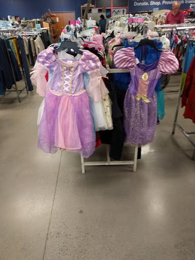 Thrift Store «Goodwill Thrift Store & Job Training Center», reviews and photos, 697 Emory Valley Rd, Oak Ridge, TN 37830, USA