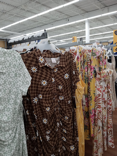 Discount Store «Walmart», reviews and photos, 164 Danbury Rd, New Milford, CT 06776, USA