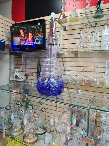 Tobacco Shop «Eric Smoke Shop», reviews and photos, 2270 N 75th Ave, Phoenix, AZ 85035, USA