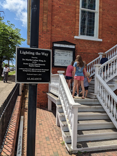 Place of Worship «Dexter Avenue Baptist Church», reviews and photos, 454 Dexter Ave, Montgomery, AL 36104, USA