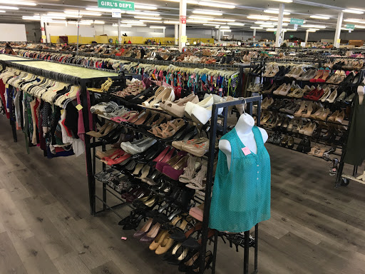 Thrift Store «Sav More Thrift», reviews and photos, 2025 W 1st St, Santa Ana, CA 92703, USA
