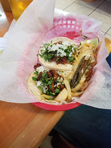 Mexican Grocery Store «La Azteca Taqueria & Market», reviews and photos, 452 TN-46, Dickson, TN 37055, USA