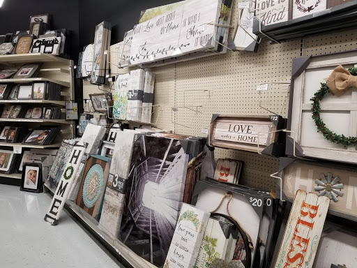 Discount Store «Big Lots», reviews and photos, 1260 N Lake Ave, Pasadena, CA 91104, USA