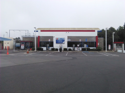76 en Castro Valley