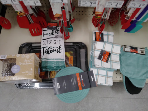 Discount Store «Big Lots», reviews and photos, 989 N Walnut Creek Dr #151, Mansfield, TX 76063, USA