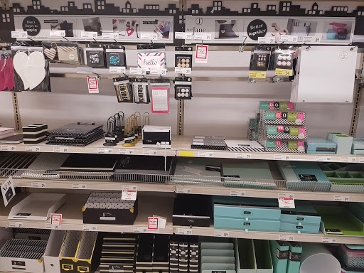 Office Supply Store «OfficeMax», reviews and photos, 555 E Townline Rd #7, Vernon Hills, IL 60061, USA