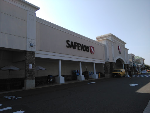 Grocery Store «Safeway», reviews and photos, 12821 Braemar Village Plaza, Bristow, VA 20136, USA