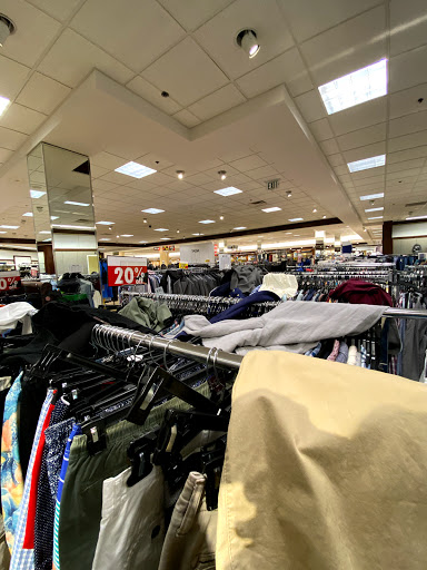 Department Store «Lord & Taylor», reviews and photos, 5065 Main St, Trumbull, CT 06611, USA