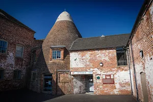 Sharpe's Pottery Heritage and Arts Trust image