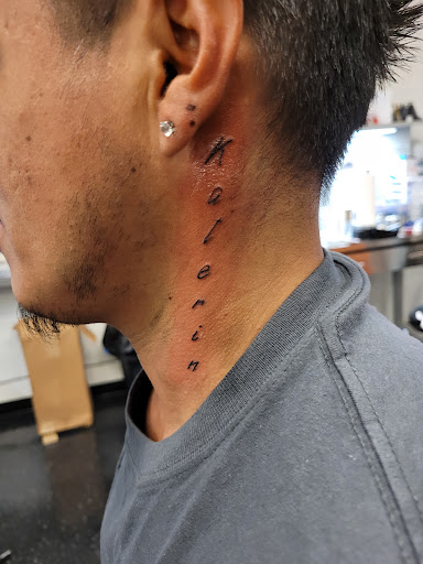 Tattoo Shop «House of Stain», reviews and photos, 4170 W Broad St, Columbus, OH 43228, USA