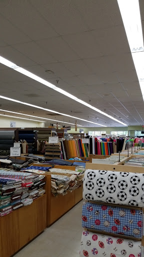 Fabric Store «Fabric Place Basement», reviews and photos, 6660 Richmond Hwy, Alexandria, VA 22306, USA