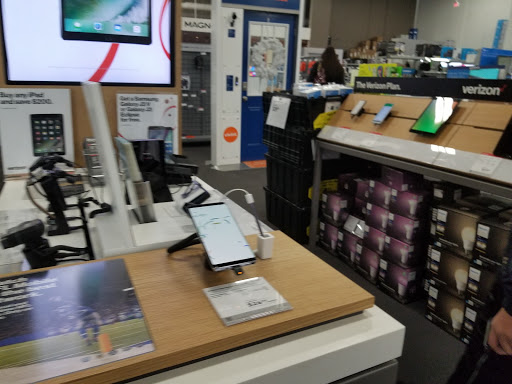 Electronics Store «Best Buy», reviews and photos, 290 S Broadway Unit E, Salem, NH 03079, USA