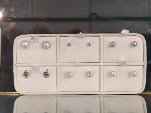 Jewelry Designer «Waldeland Jewelry & Gifts», reviews and photos, 1340 Duckwood Dr #11, Eagan, MN 55123, USA