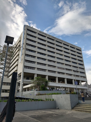 Hospital de Especialidades "Eugenio Espejo"