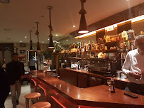 Atmosphère du Restaurant servant du couscous L'Imprévu à Paris - n°1