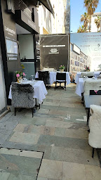 Photo n°75 de Restaurant la Broche de Leonard à Cannes ()
