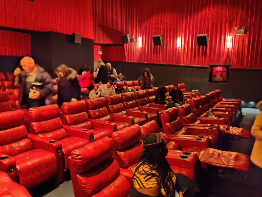 Movie Theater «Cinemart Cinemas», reviews and photos, 106-03 Metropolitan Ave, Forest Hills, NY 11375, USA