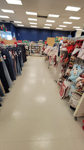 Department Store «Marshalls», reviews and photos, 1800 Clements Bridge Rd, Deptford Township, NJ 08096, USA