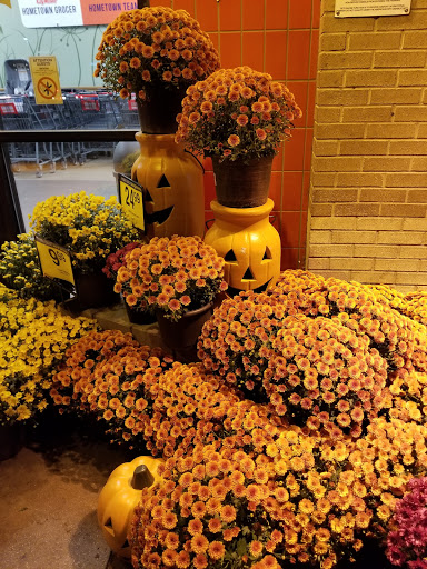 Shopping Mall «Bear Valley Shopping Center», reviews and photos, 3100 S Sheridan Blvd, Denver, CO 80227, USA