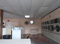 Alamo Laundromat