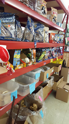 Pet Supply Store «Halbert Veterinary & Pet Supply», reviews and photos, 2675 M.L.K. Jr Blvd, Fayetteville, AR 72701, USA