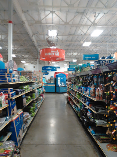 Pet Supply Store «PetSmart», reviews and photos, 2550 Cherry Ave, Signal Hill, CA 90755, USA