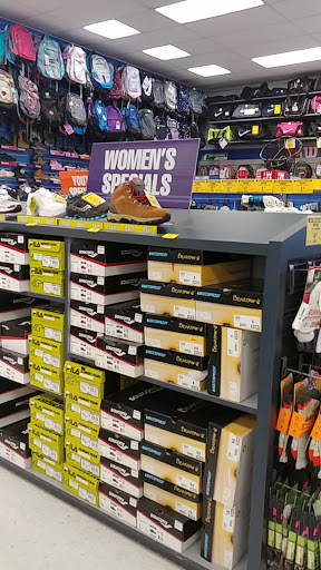 Sporting Goods Store «Big 5 Sporting Goods», reviews and photos, 8990 Knott Ave, Buena Park, CA 90620, USA