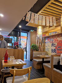 Atmosphère du Restaurant servant des nouilles udon Manpuku à Paris - n°10