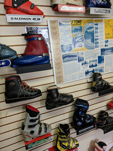 Ski Rental Service «Pinnacle Ski And Sports», reviews and photos, 3391 Mountain Rd, Stowe, VT 05672, USA