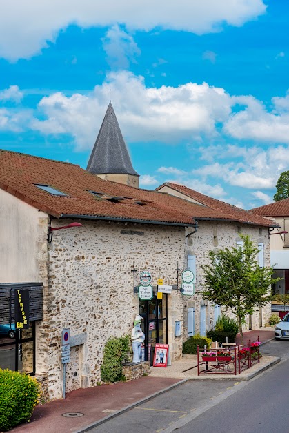 CHEZ BURGOU Tabac Presse Loto à Cussac