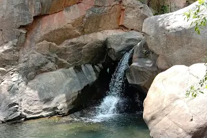 Attur Waterfalls image