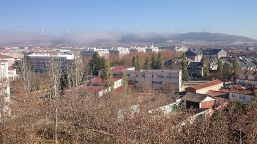 Public School Ramón Carande and Thovar, Institución educativa pública en Palencia,Palencia